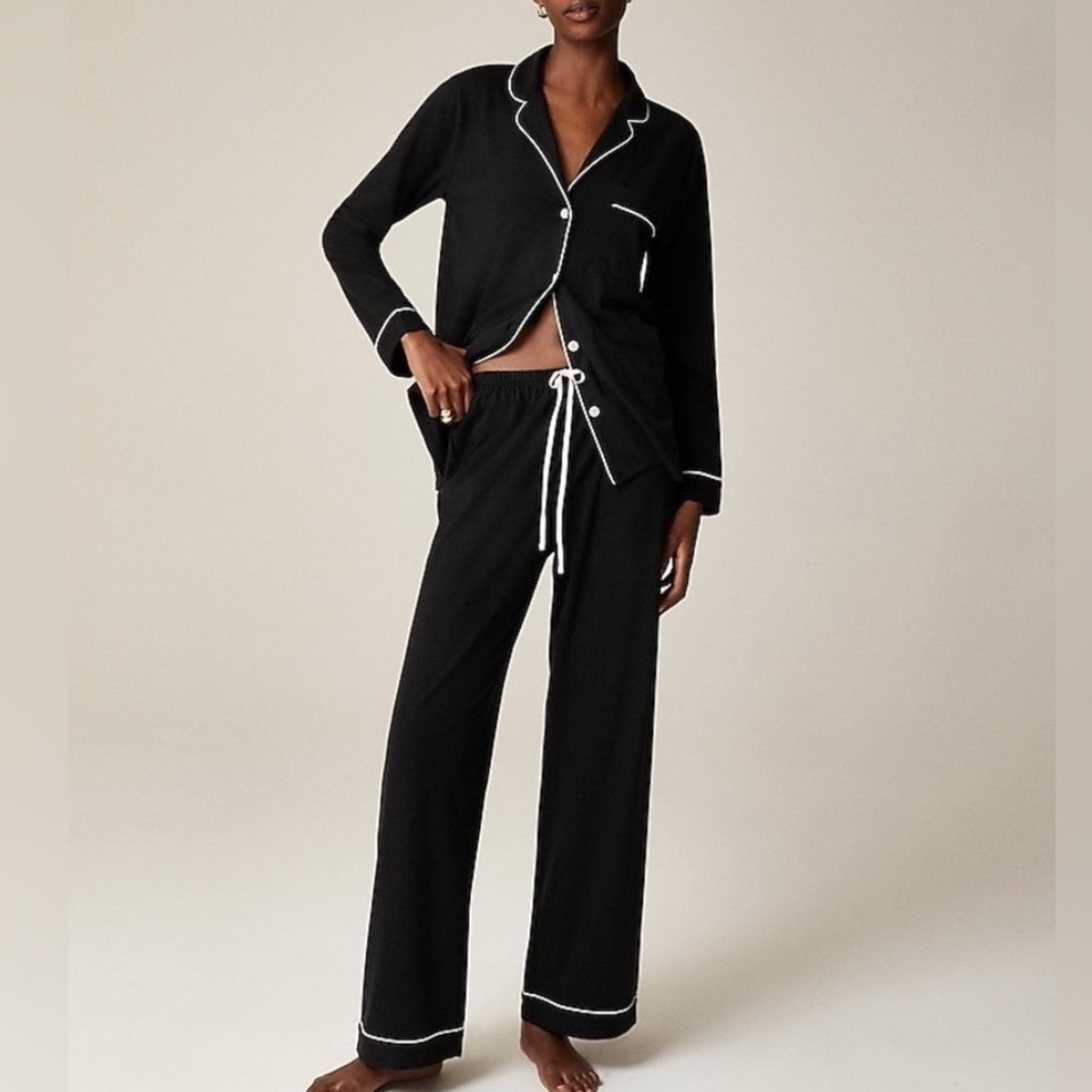 J.Crew Women's Black Pajama Set Long Sleeve Button‎ Front 
Pants M New With Tags